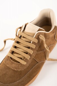 Zapatilla Gamuza Camel