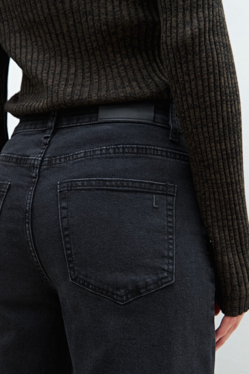 Jean flare Aria negro