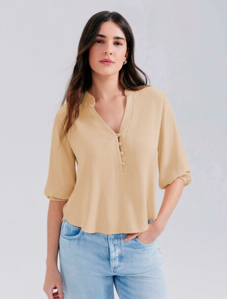 BLUSA FEMENINA ESCOTE V CON BOTONES AMARILLO