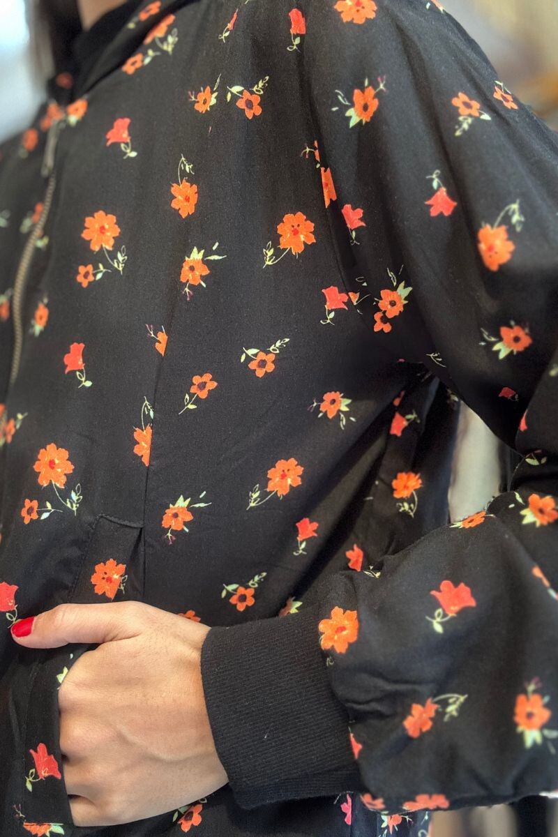 Campera capucha rayón Flores naranjas
