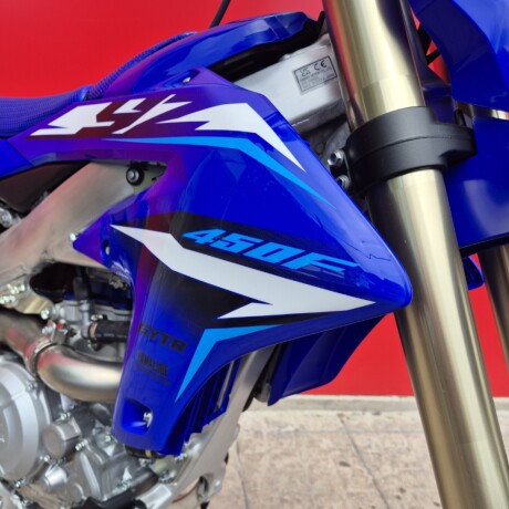 Yamaha YZ450F Yamaha YZ450F