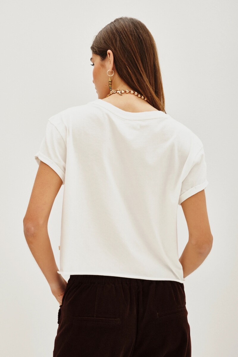 Remera Boston Crudo