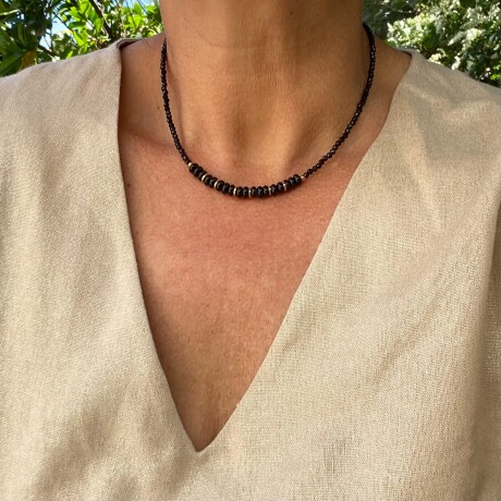 Collar ALELI en acero, hematita y piedras naturales Collar ALELI en acero, hematita y piedras naturales