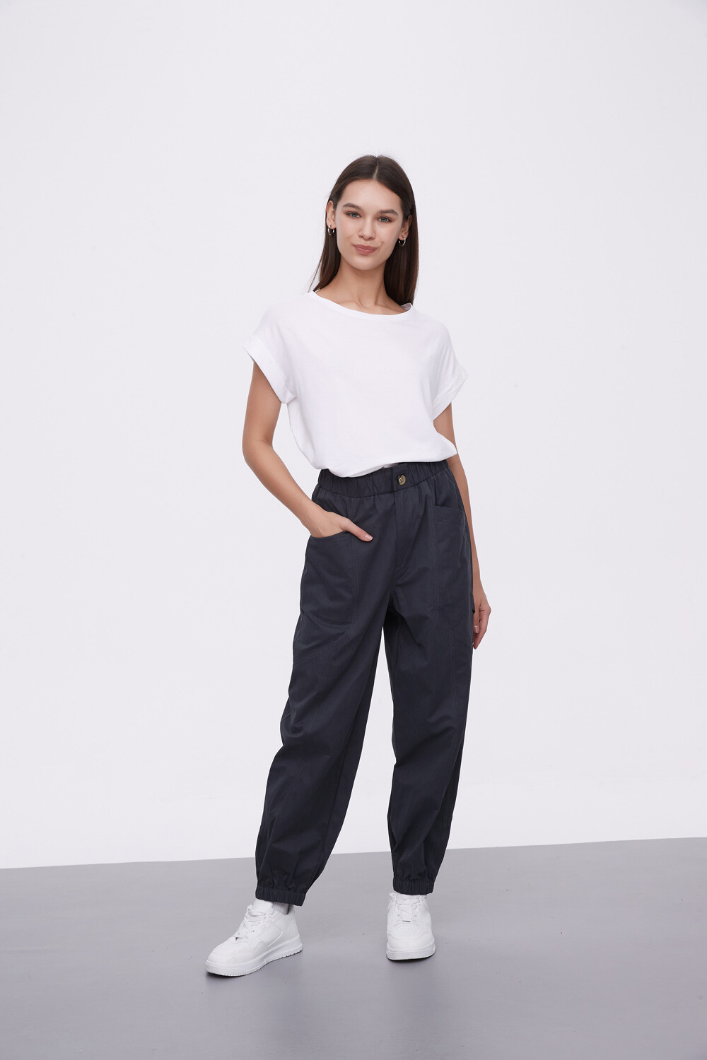 Pantalon Brisgovia Gris Oscuro