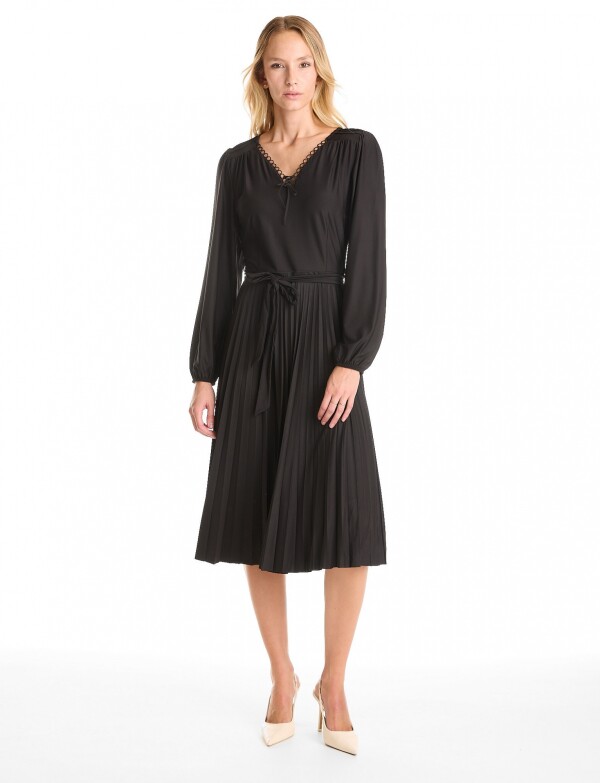 Vestido Falda Plisada NEGRO