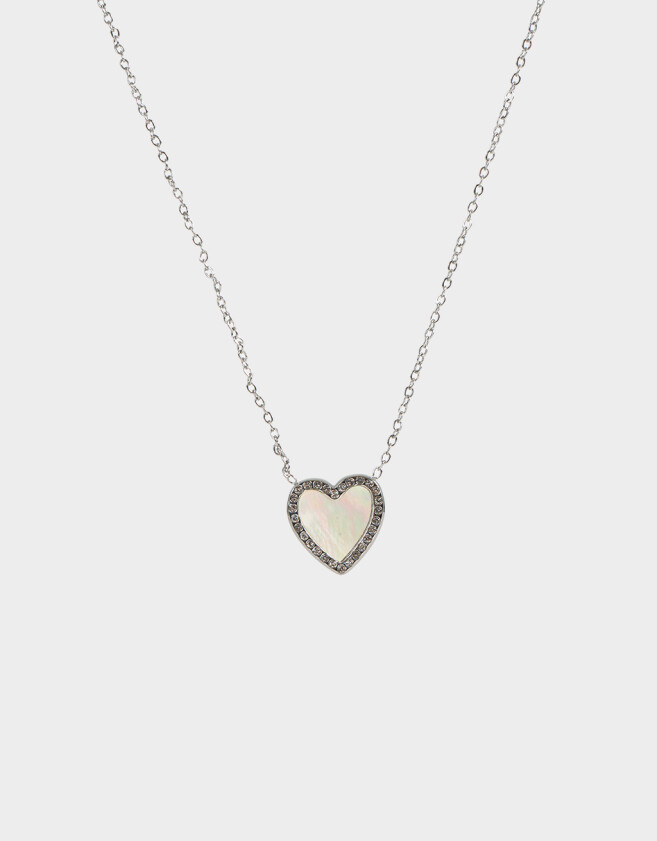 Cadena Corta con Dije Premium Gold Cadena Corta Con Dije Corazón - Plateado