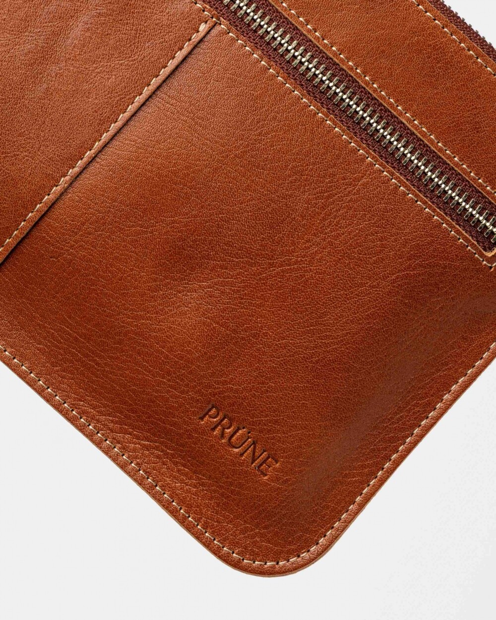 Sobre Atenas en cuero liso satinado Cuoio