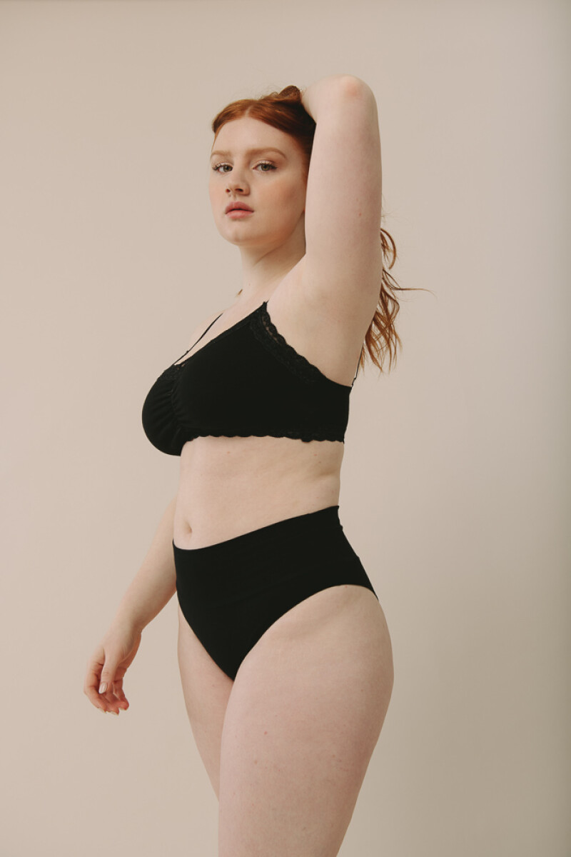 Vedetina Gracia – Algodón suave con faja en cintura, calce delicado Negro
