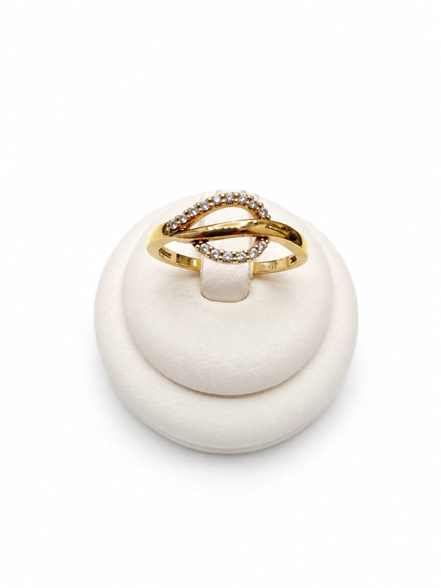 Anillo calado en oro 