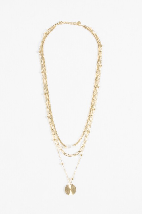Collar acero triple con dije dorado