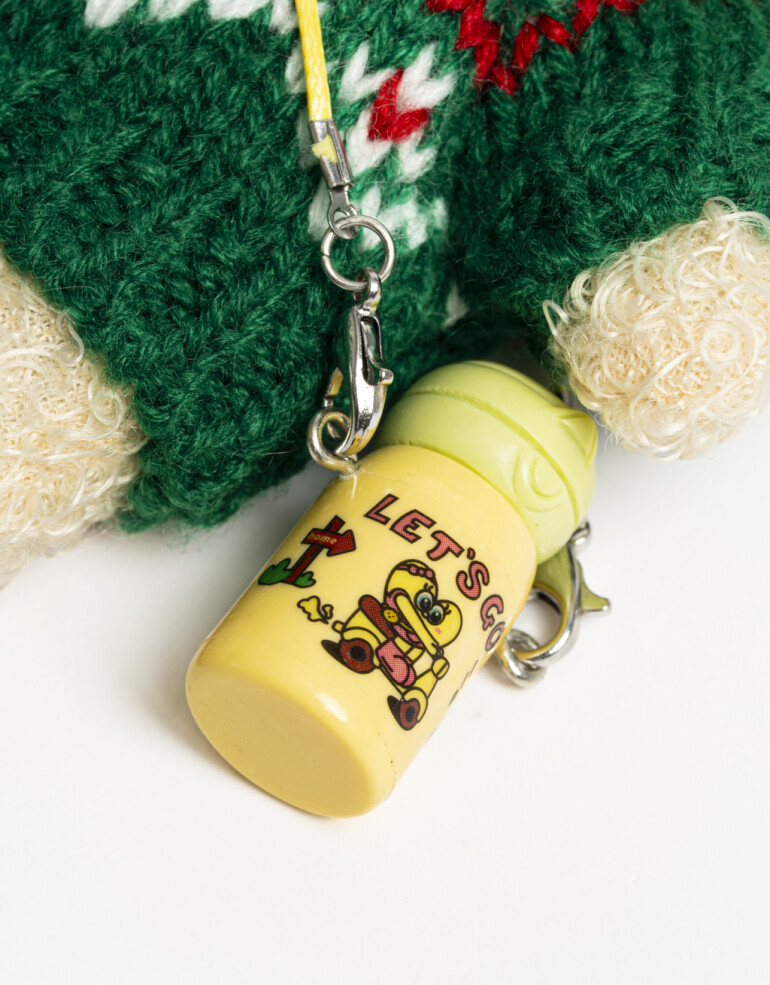 Llavero Cozy Llavero Oso Ropa Con Cantimplora - Combinacion Multicolor