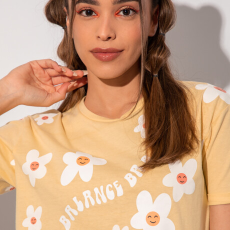 REMERA BALANCE Amarillo