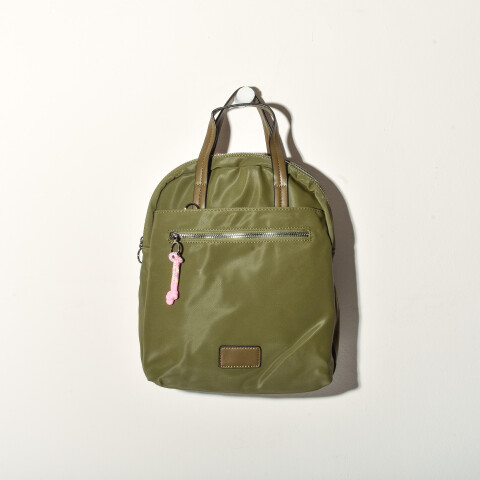 MOCHILA MAGNUM VERDE OSCURO MOCHILA MAGNUM VERDE OSCURO