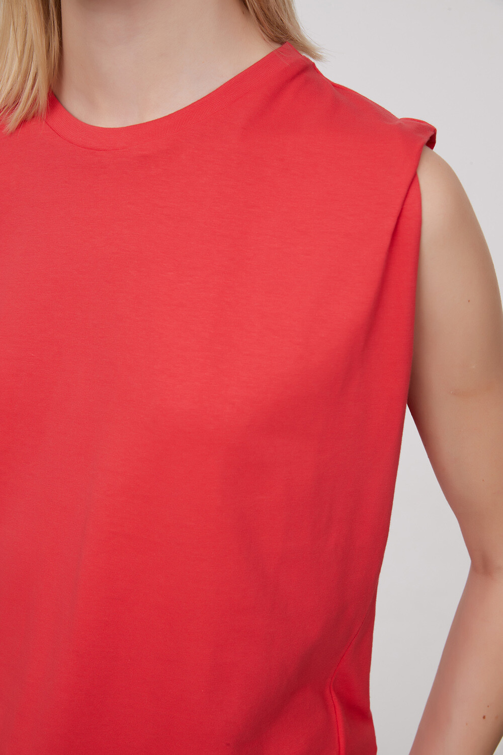 Remera Hortensia Rojo Coral