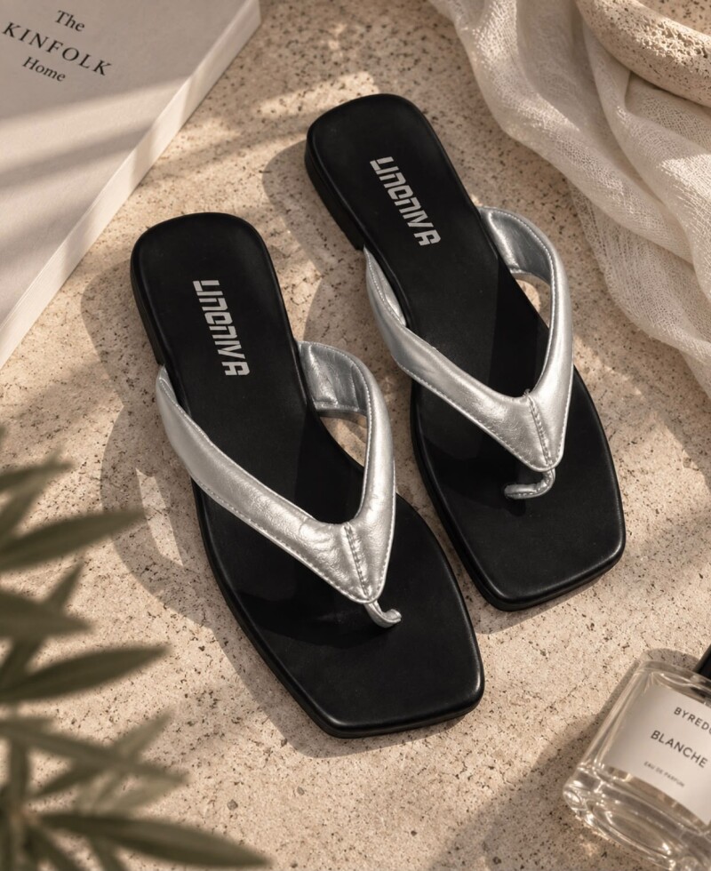 Sandalia Lola PRE VENTA plateada