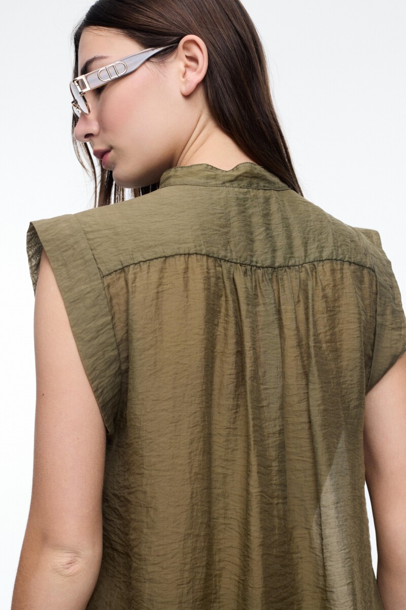 CAMISA SIN MANGAS Verde