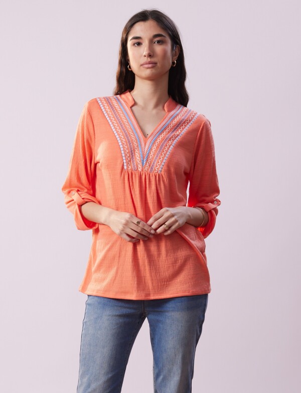 Blusa Bordada CORAL