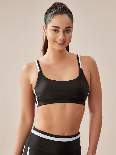 TOP ADALA NEGRO