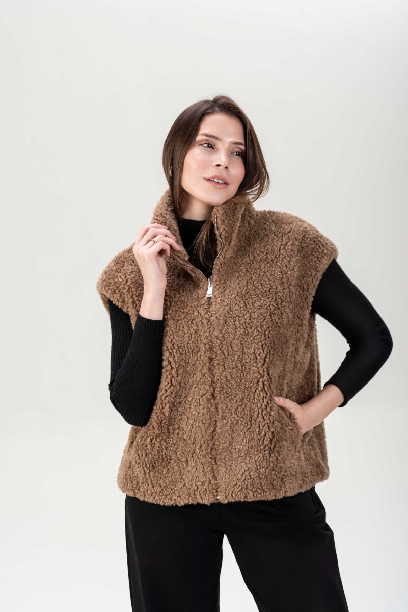 Chaleco Reversible Marena - Camel 
