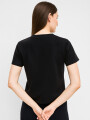 Remera Hotan Negro