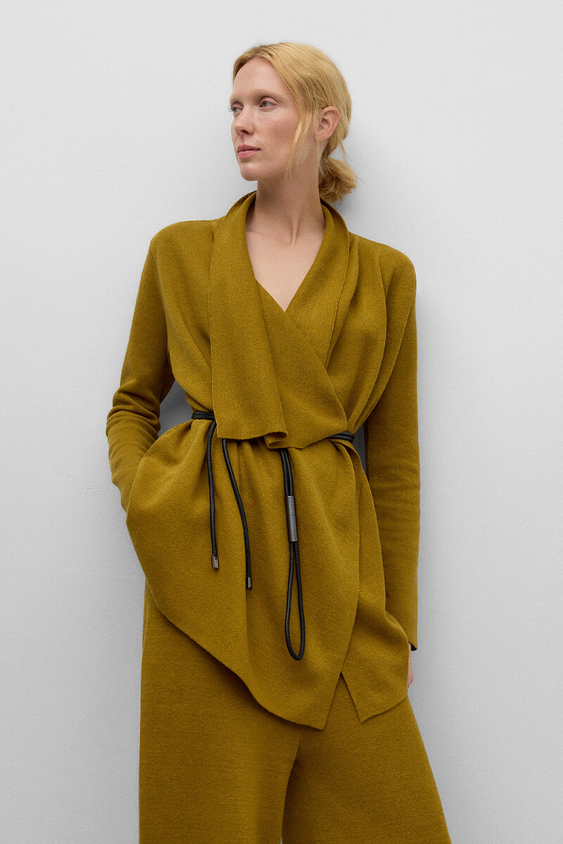 CHAQUETA Verde Oliva