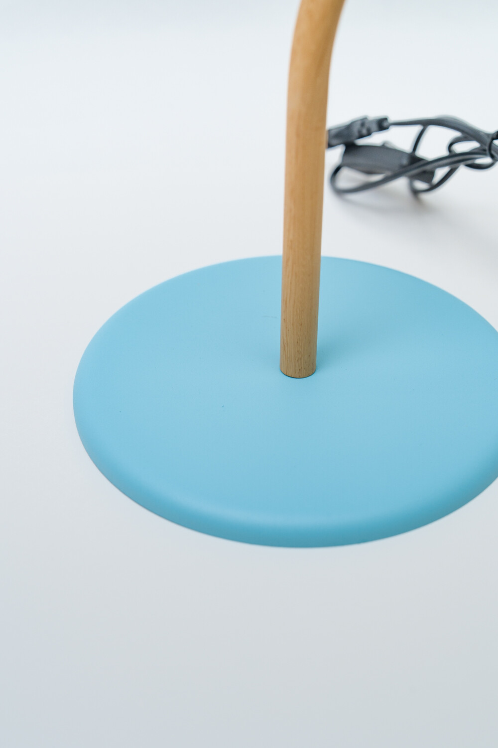 Lampara De Mesa Bionne Celeste