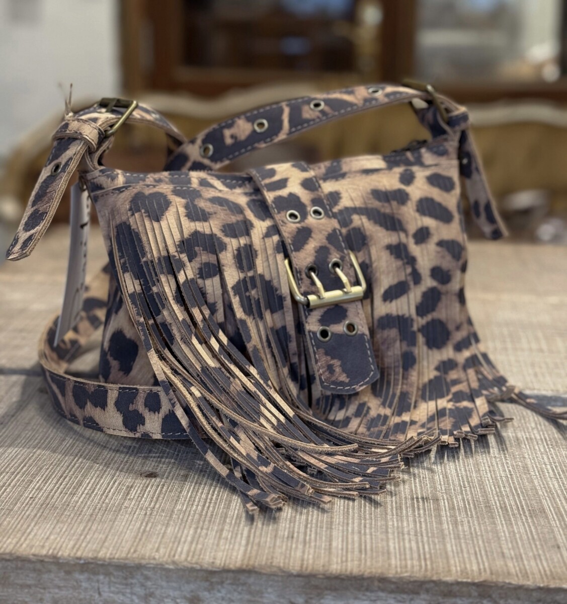 Lola - Leopardo 