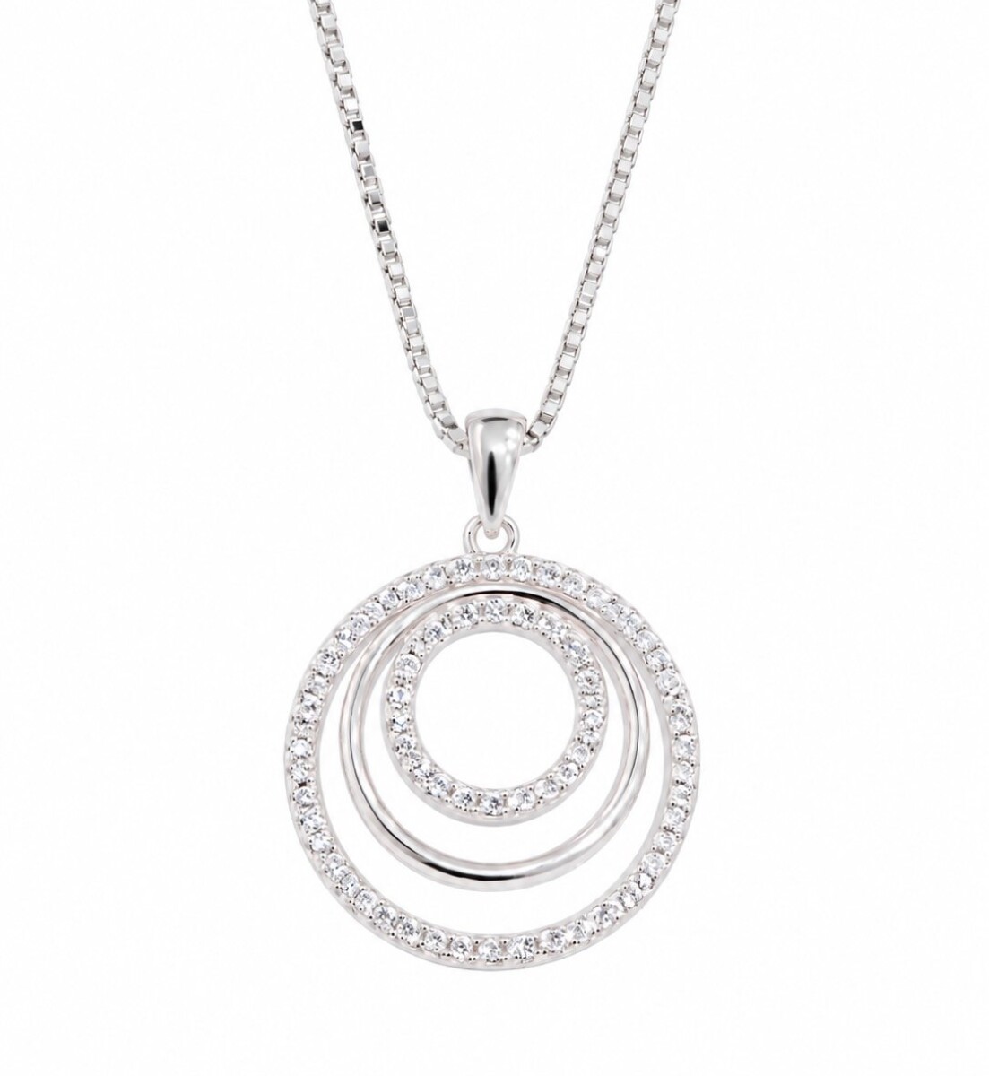 Cadena con colgante triple circulo 
