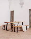 Mesa Alaia 160 x 90 cm madera maciza de acacia patas de acero acabado negro