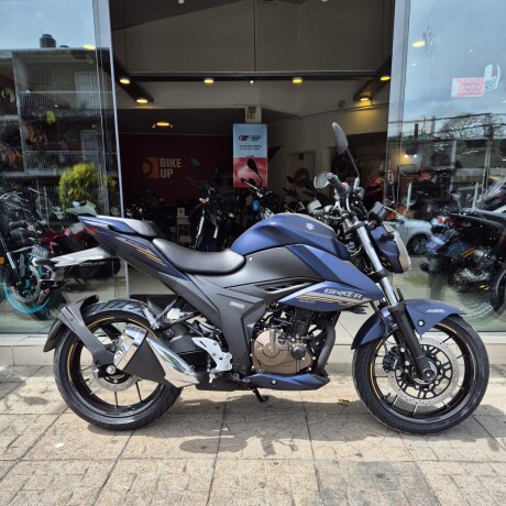 Suzuki Gixxer 250 Azul
