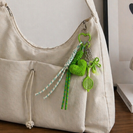 Llavero con accesorios Raqueta Tennis Verde