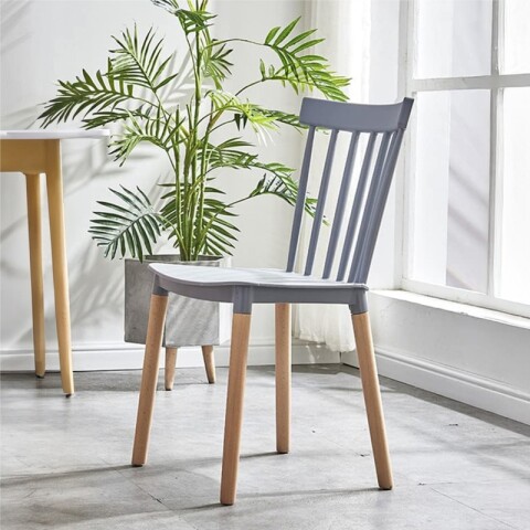 Juego de Comedor con Mesa Rectangular Blanca y 4 Sillas Windsor Grises Patas de Madera Juego de Comedor con Mesa Rectangular Blanca y 4 Sillas Windsor Grises Patas de Madera