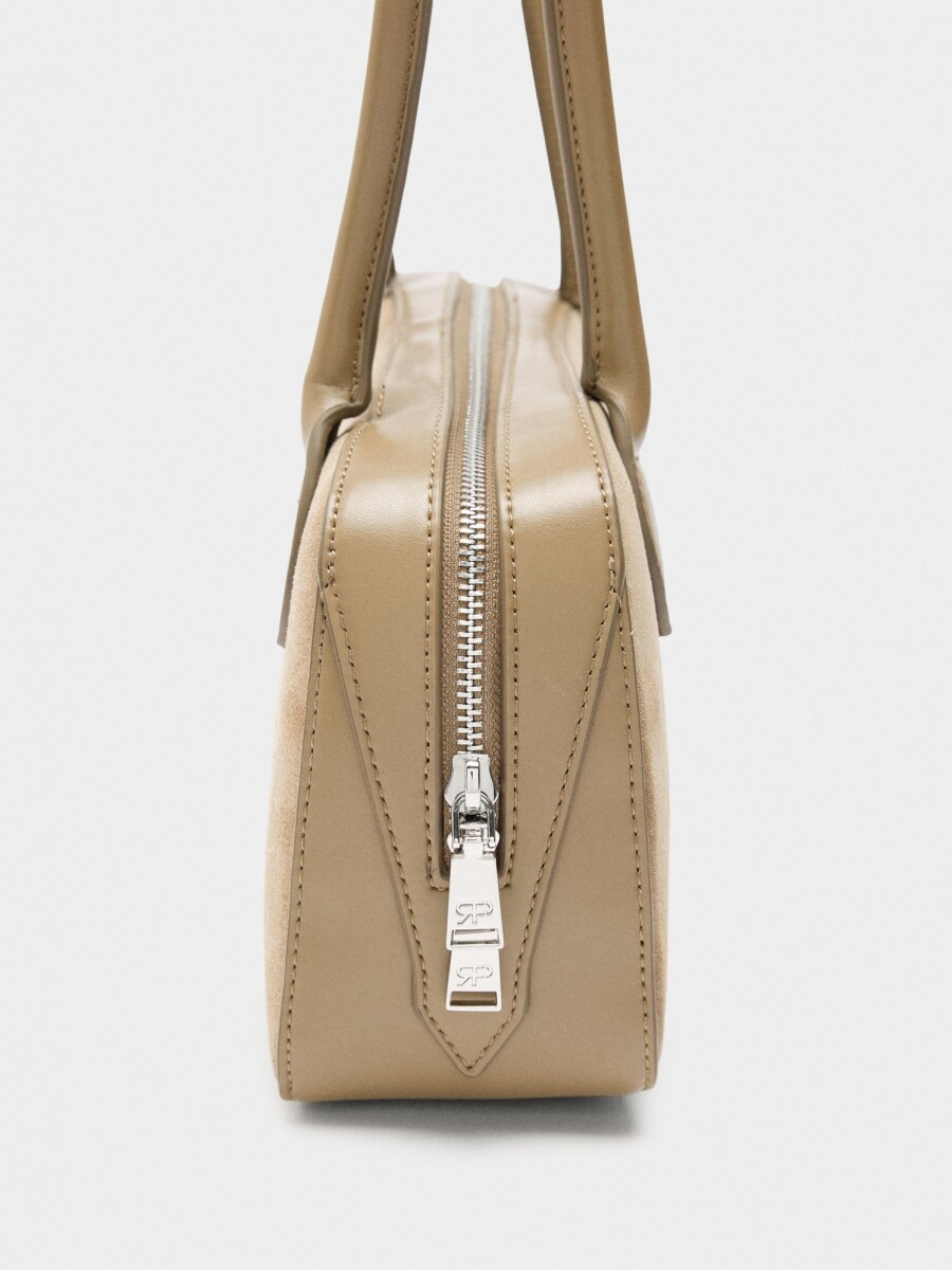 Bolso De Hombro Con Detalles De Piel taupe