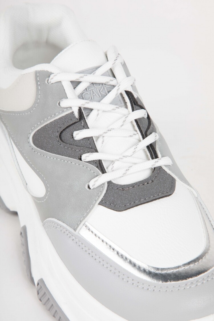 ZAPATILLA DEMINS CON AVERIA Gris