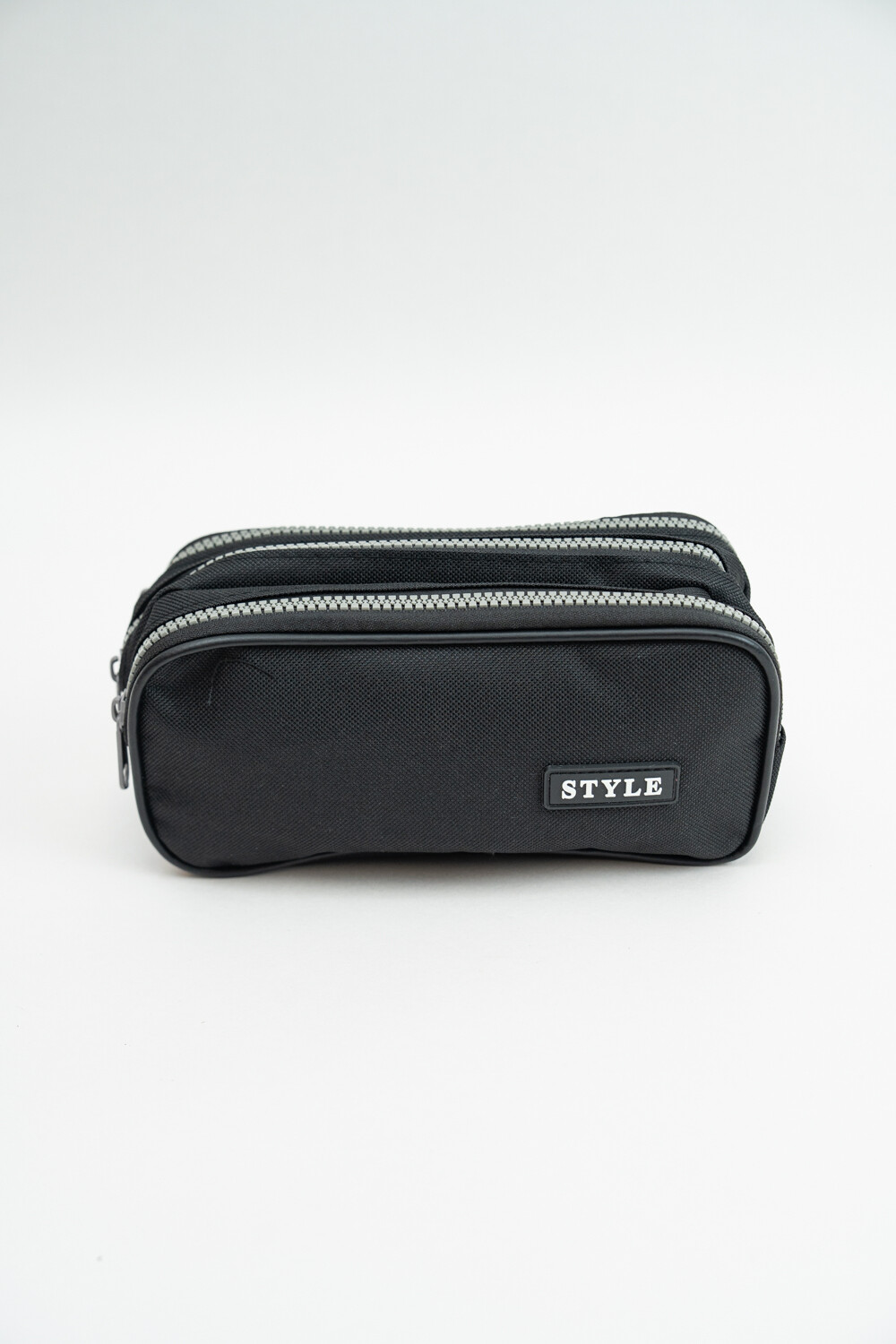 Cartuchera Martina Negro