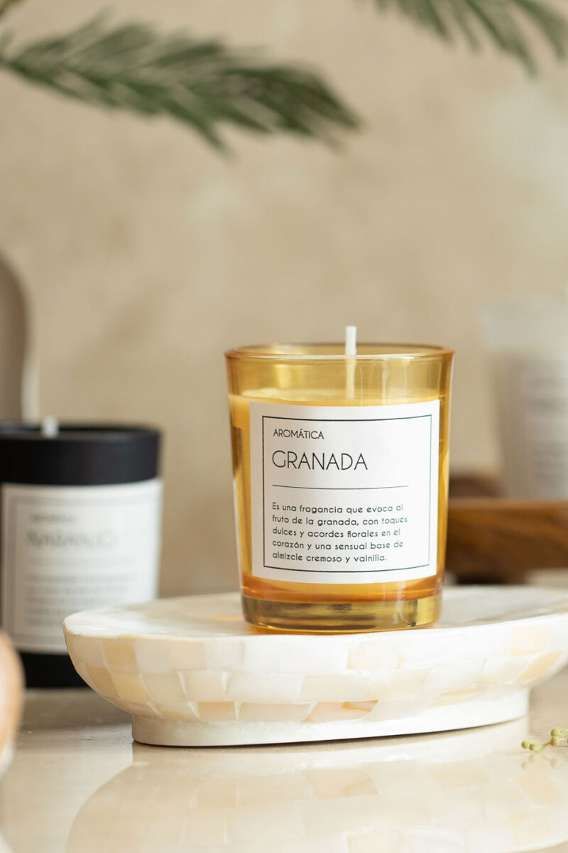 Vela aromática granada Negro