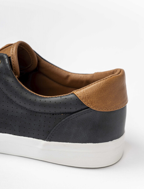 Champion perforado azul marino