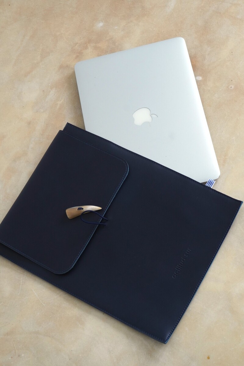 Envelope Case Azul Marino