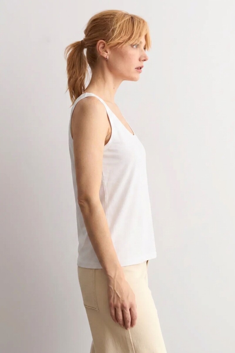 Musculosa escote a la base blanco