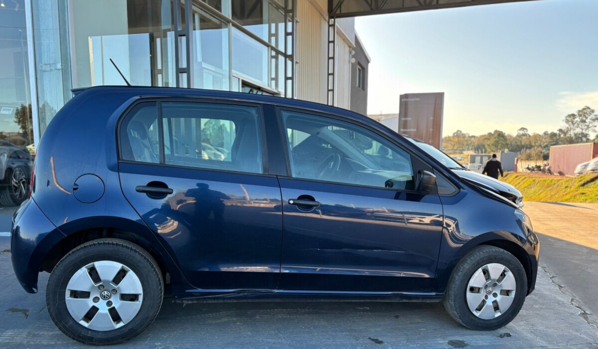 Volkswagen Up Take - 2017 Volkswagen Up Take - 2017