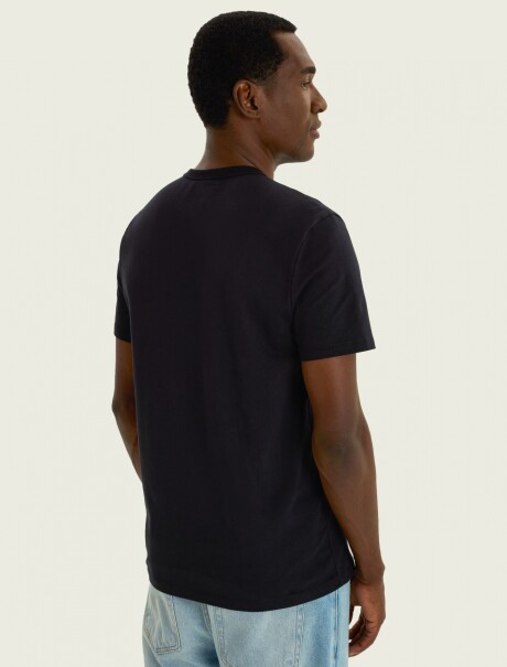 CAMISETA BÁSICA UNISSEX NEGRO