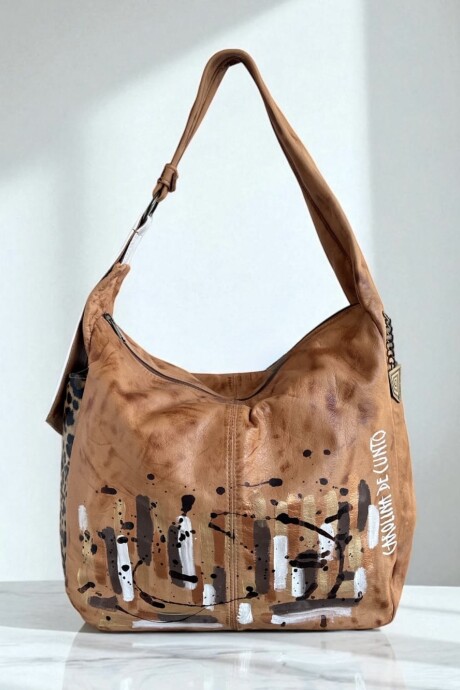 Cartera DEMI Con Arte Pintado A Mano Color Suela