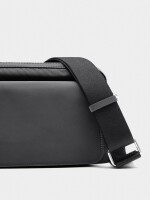 Bolso Bandolera De Nylon Con Solapa negro