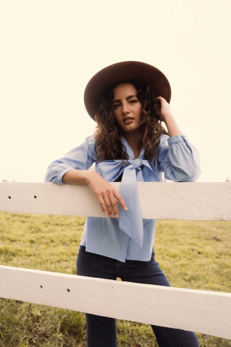 CAMISA NEW CAROLYN SKY BLUE CAMISA NEW CAROLYN SKY BLUE