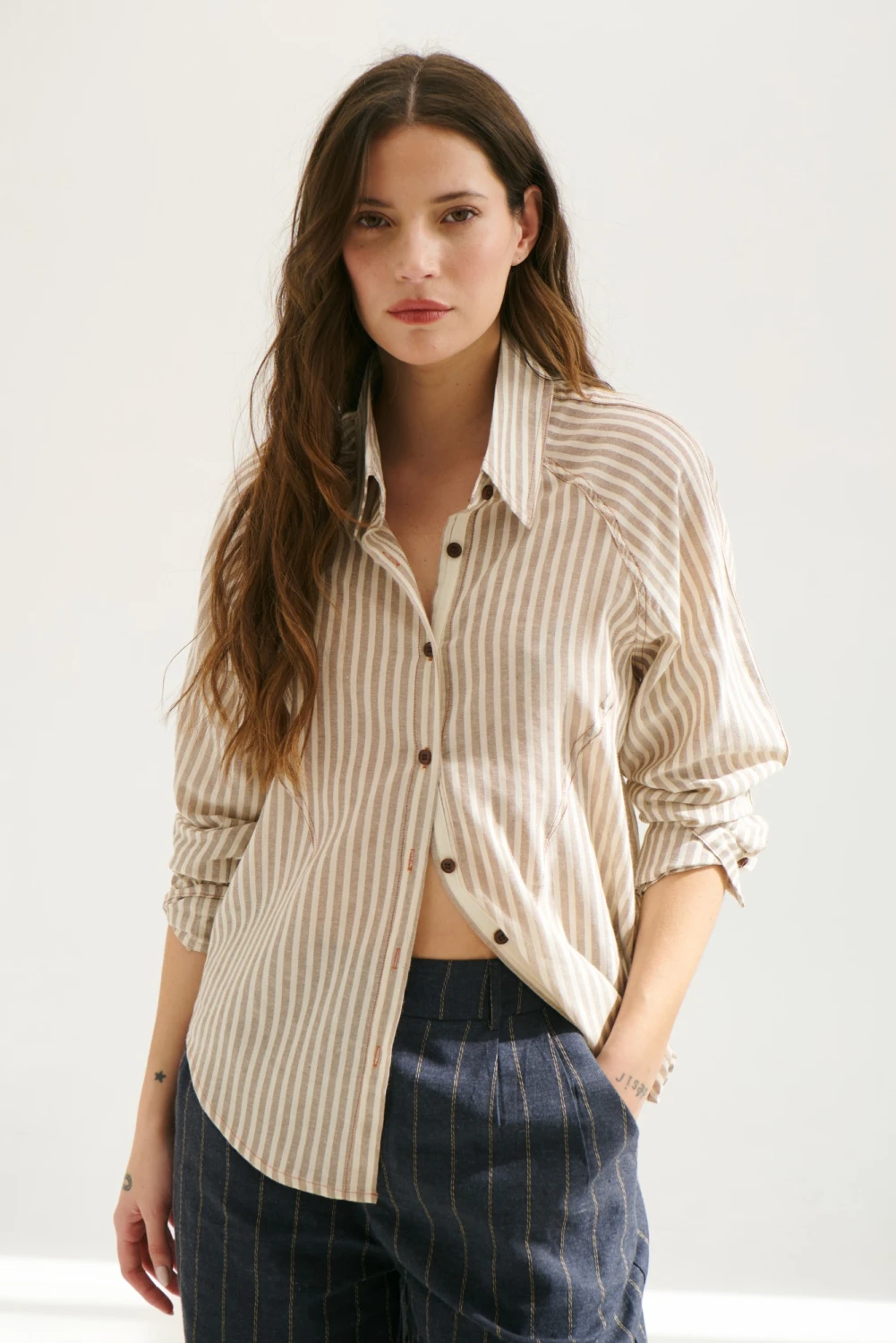 CAMISA BRUNA