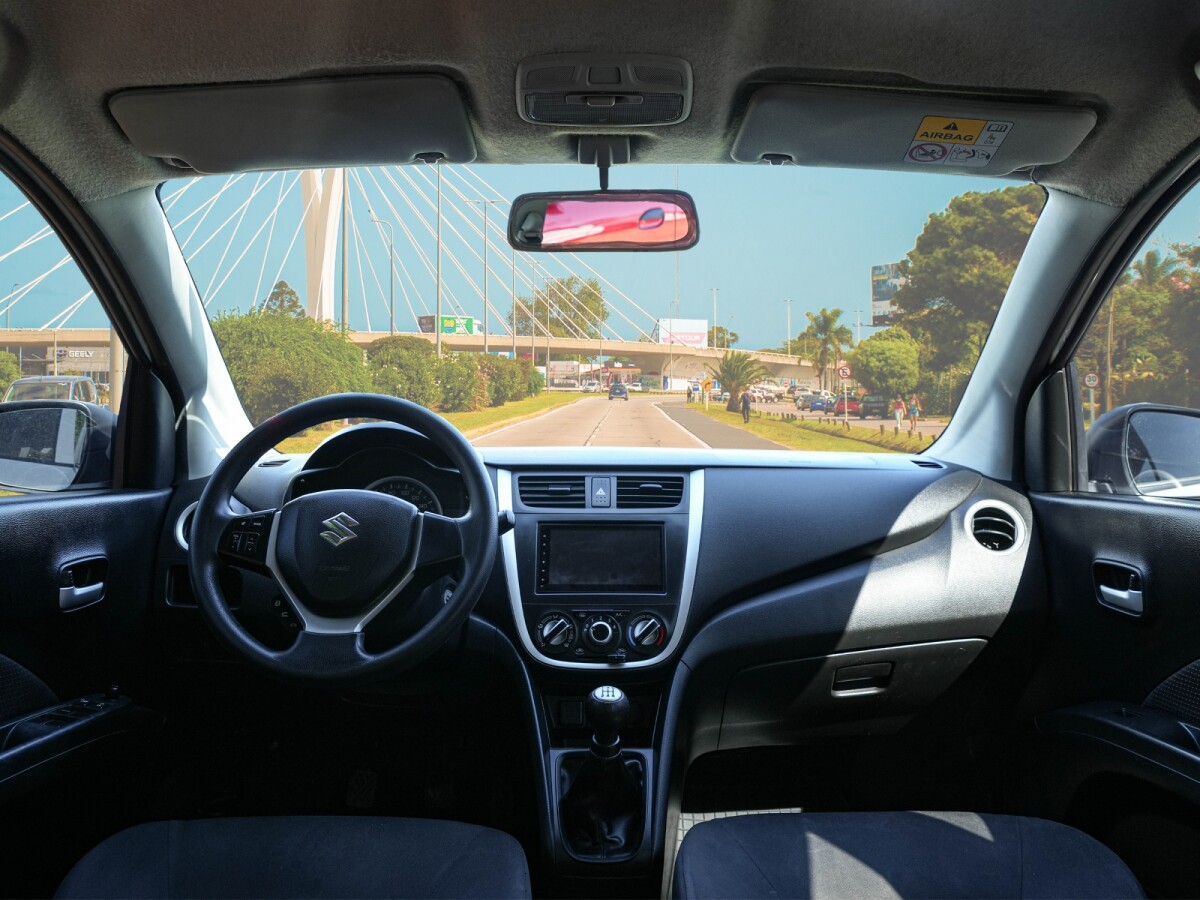 Suzuki Celerio GL 1.0 EXCELENTE ESTADO! | Permuta / Financia Suzuki Celerio GL 1.0 EXCELENTE ESTADO! | Permuta / Financia