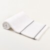 Toallita de 400 hilos Colección Finezza 30×50 cm Blanco con Gris