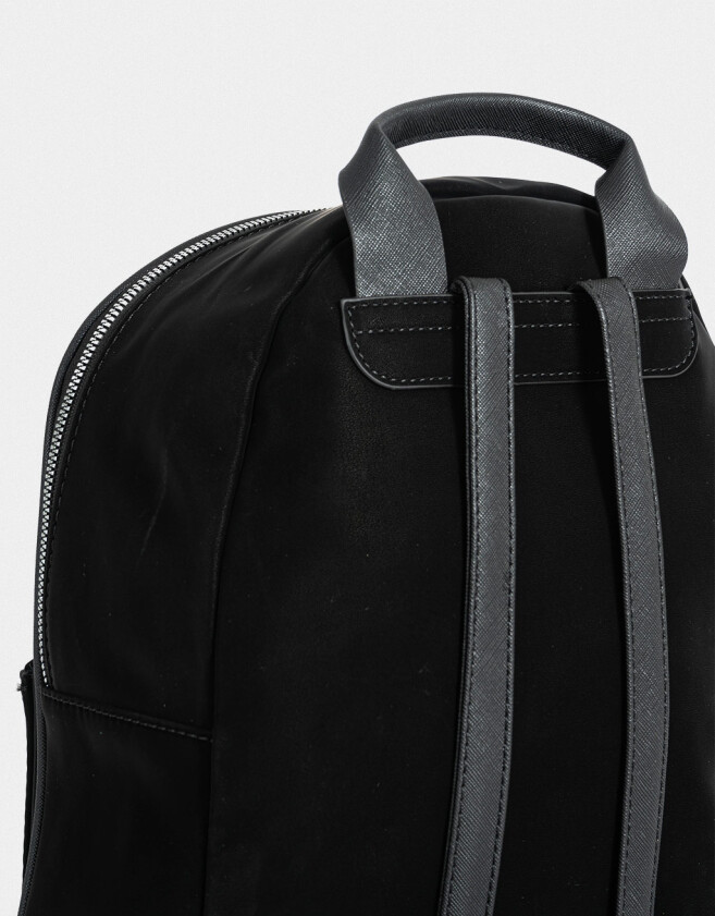 Mochilas Urbanas Romántico Mochila Con Charms - Negro
