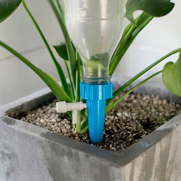 Riego Automatico Goteo Tapa Botella Macetas Plantas X100 Color Variante Azul