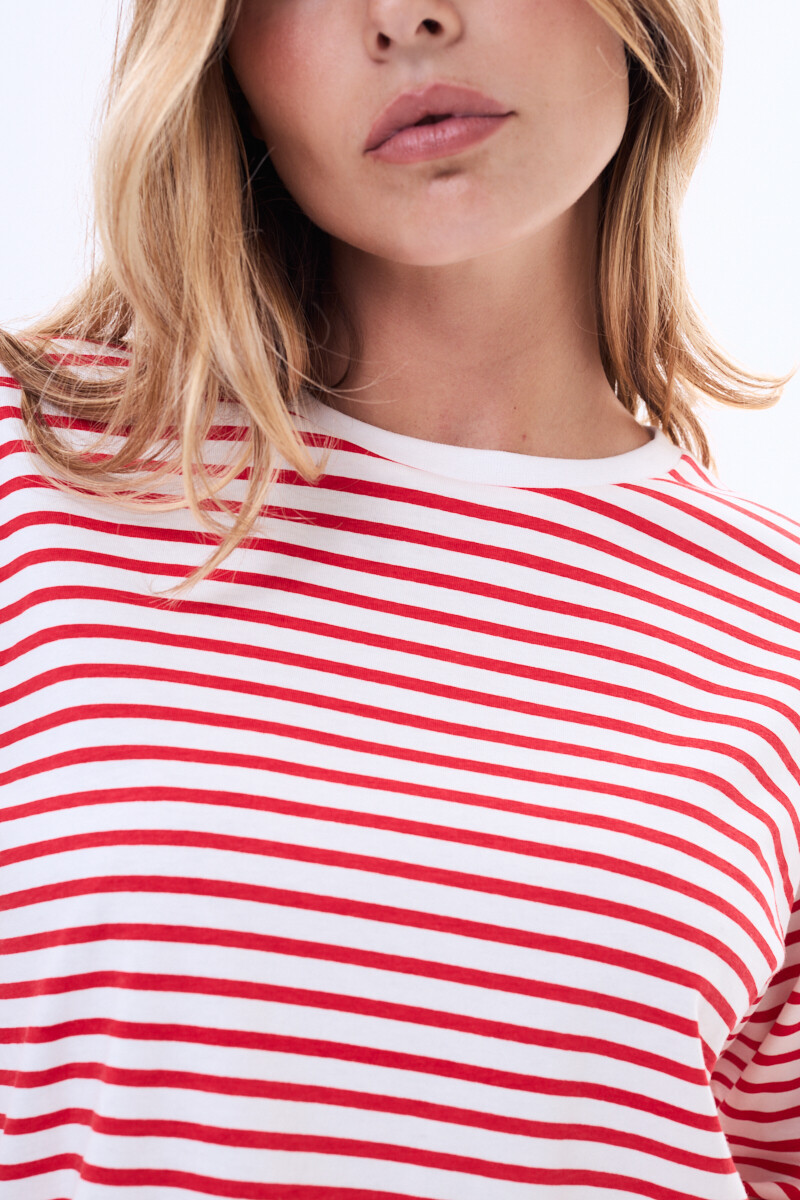 Remera manga larga Isis Rojo